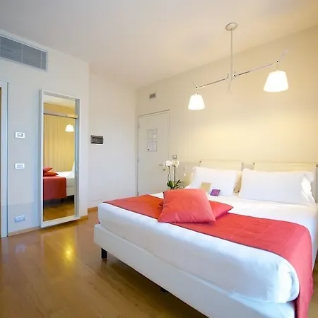 Mercure Solari