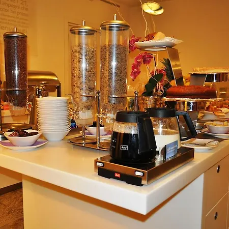 Hotel Mercure Solari Milano