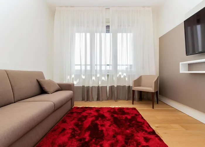 مركيور ميلانو سولاري فندق ميلان