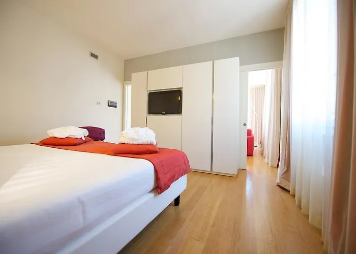 مركيور ميلانو سولاري