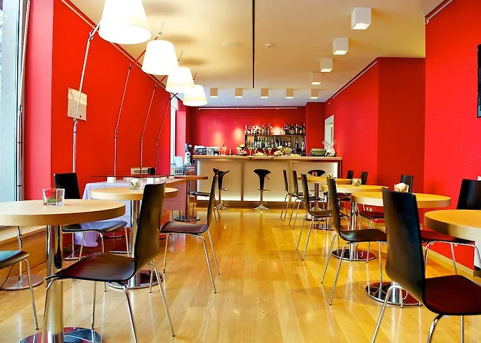 مركيور ميلانو سولاري فندق ميلان